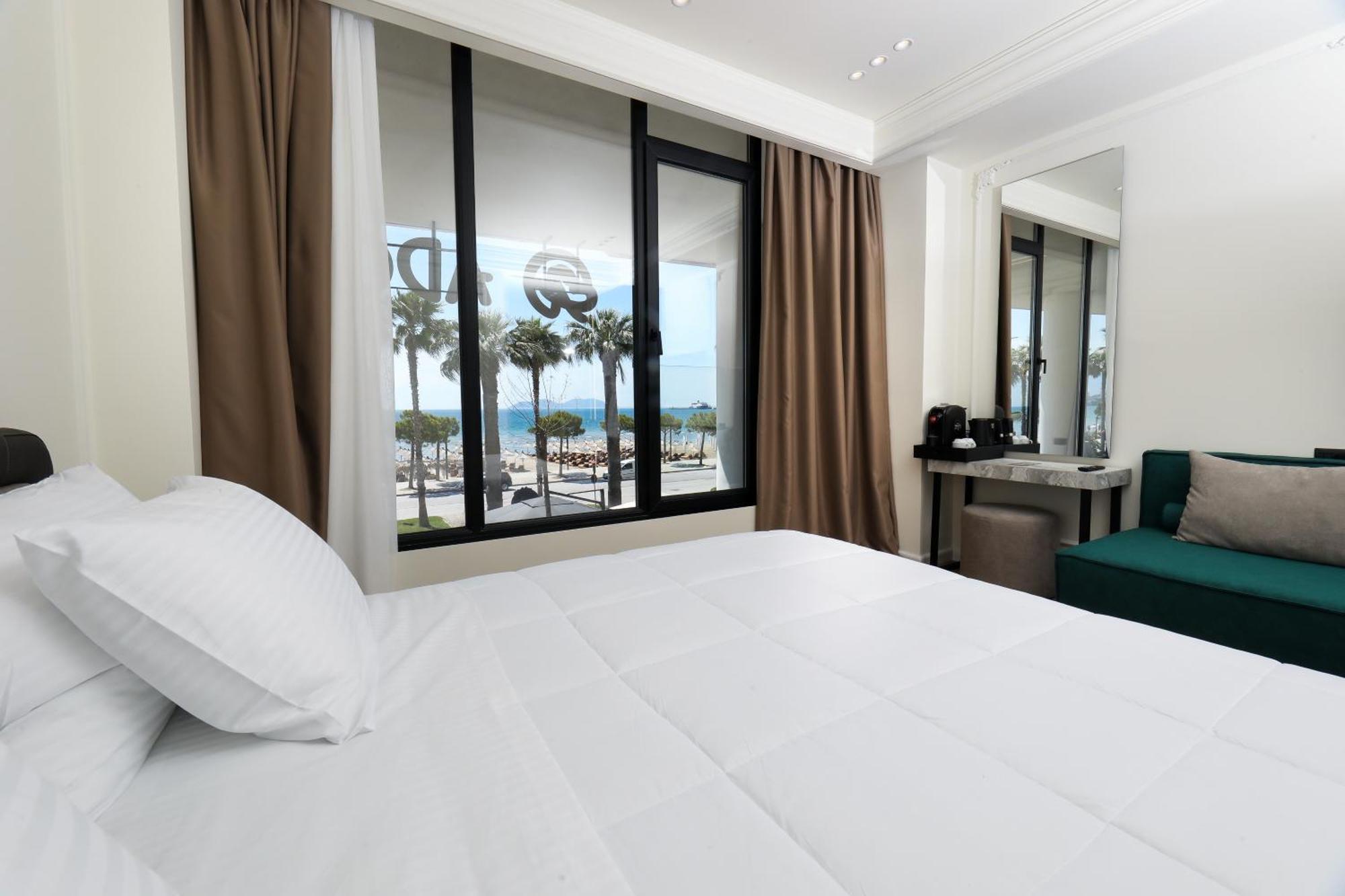Hotel Adore Vlora Kültér fotó
