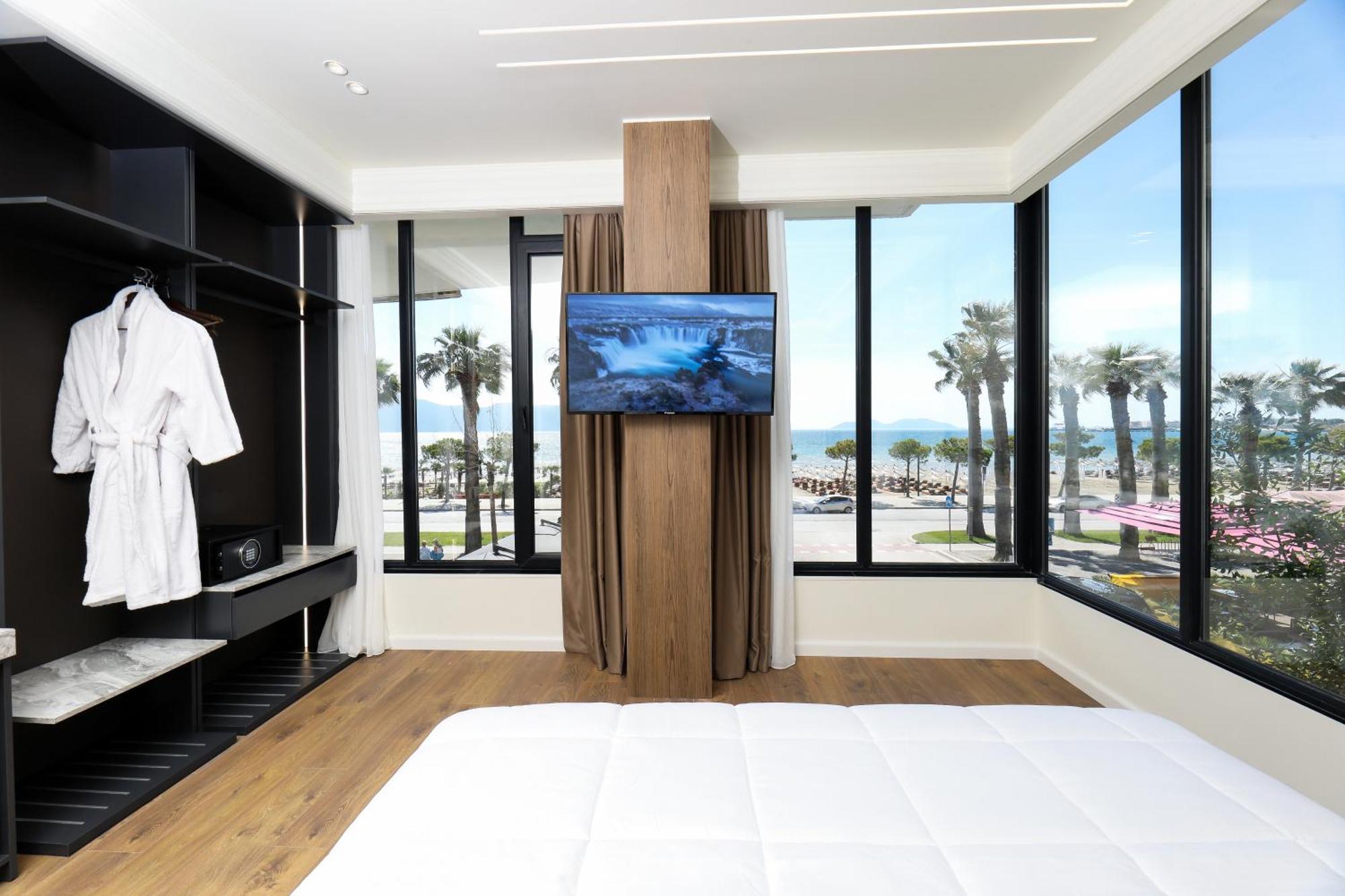 Hotel Adore Vlora Kültér fotó