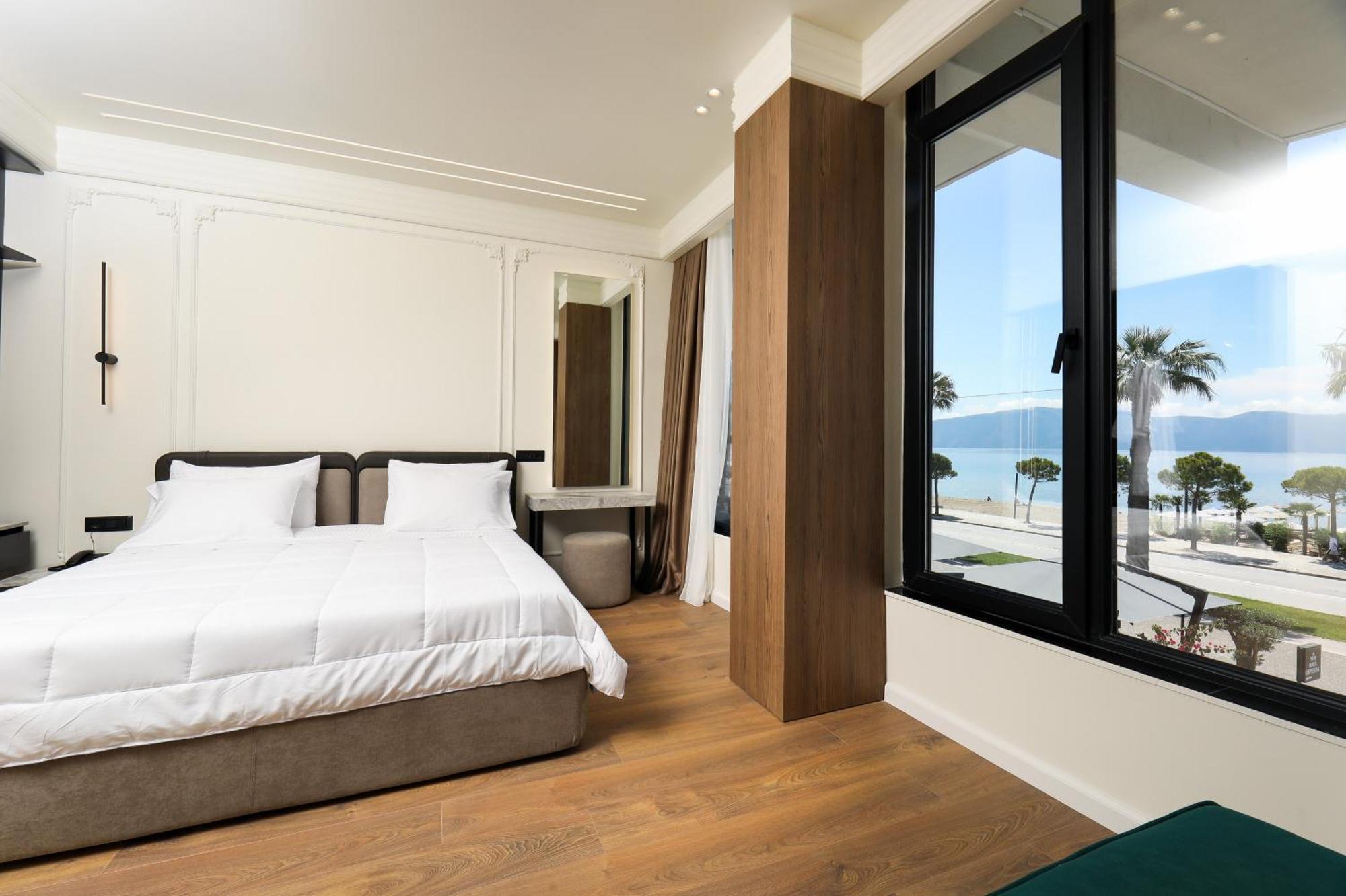 Hotel Adore Vlora Kültér fotó