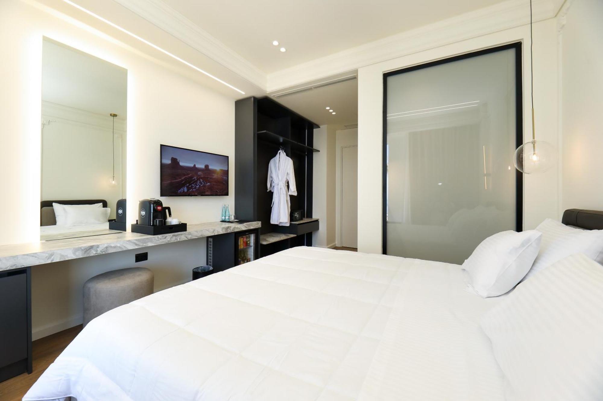 Hotel Adore Vlora Kültér fotó